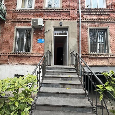 Appartamento Vake Tbilisi Esterno foto