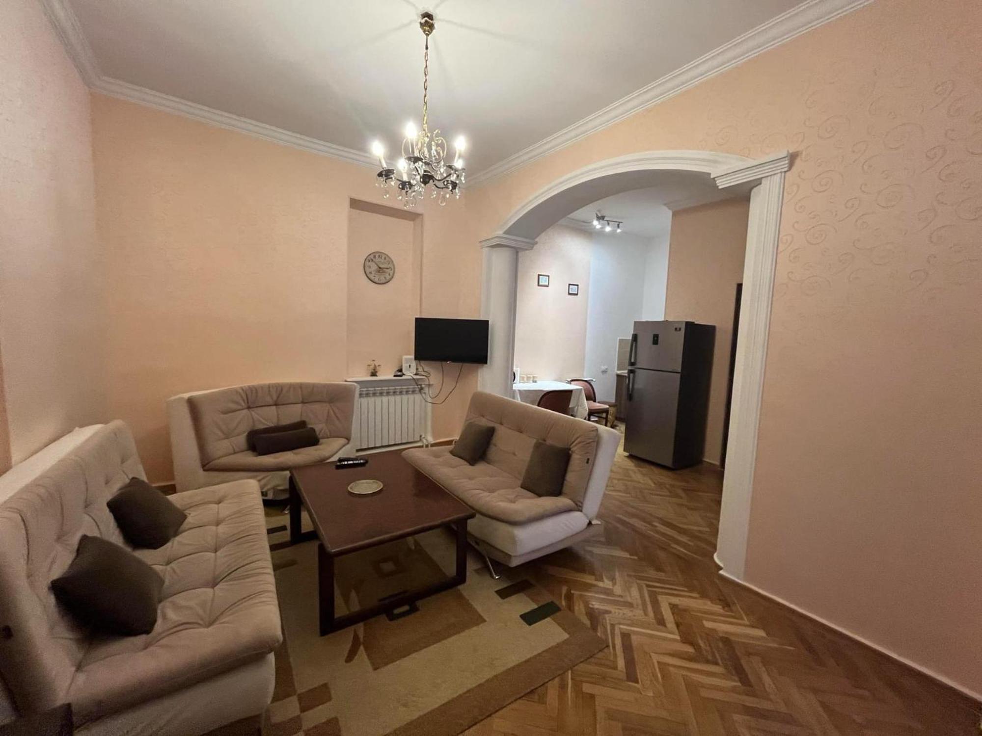 Appartamento Vake Tbilisi Esterno foto